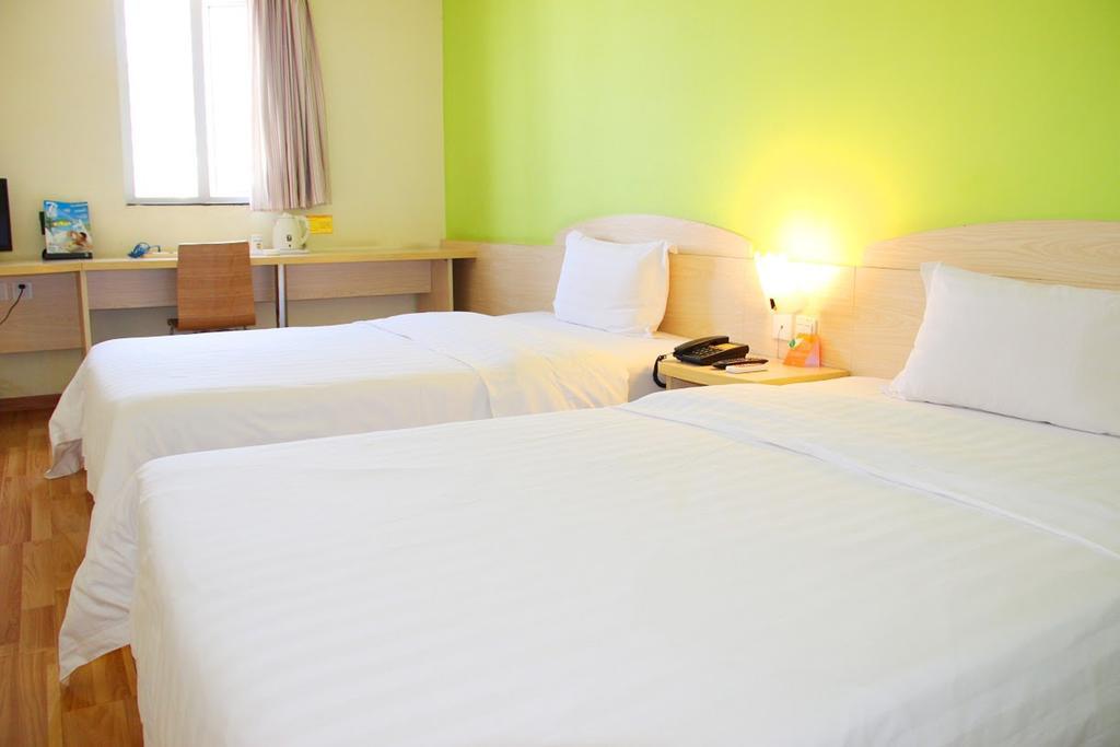7Days Inn Dalian Heishijiao Software Park Esterno foto