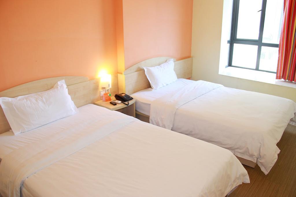 7Days Inn Dalian Heishijiao Software Park Esterno foto