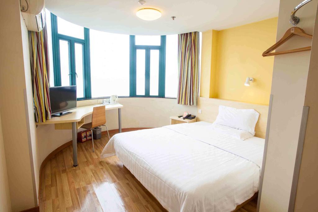 7Days Inn Dalian Heishijiao Software Park Esterno foto